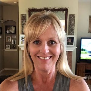 Meet your Posher, Lisa